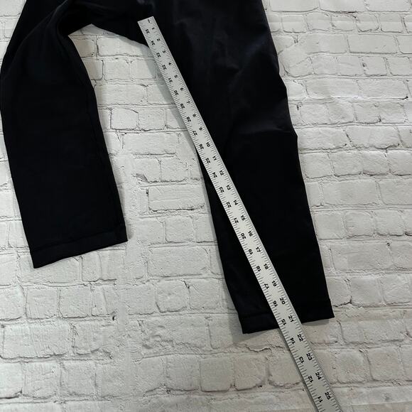 Black lululemon leggings size 6 - Picture 7 of 8
